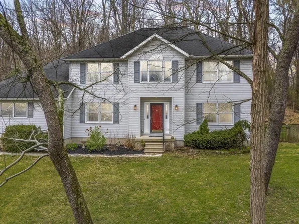 5432 Brownsville Rd SE, Newark, OH 43056