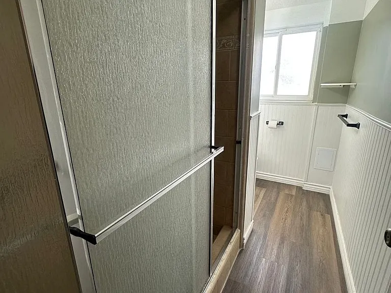 1416 W Harris Ave — Photo 16