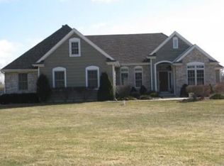 2593 Meanwell Rd, Petersburg, MI 49270