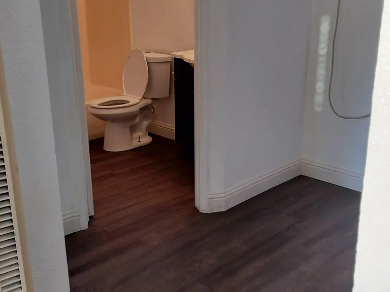 221 E Edison St #0 — Photo 7