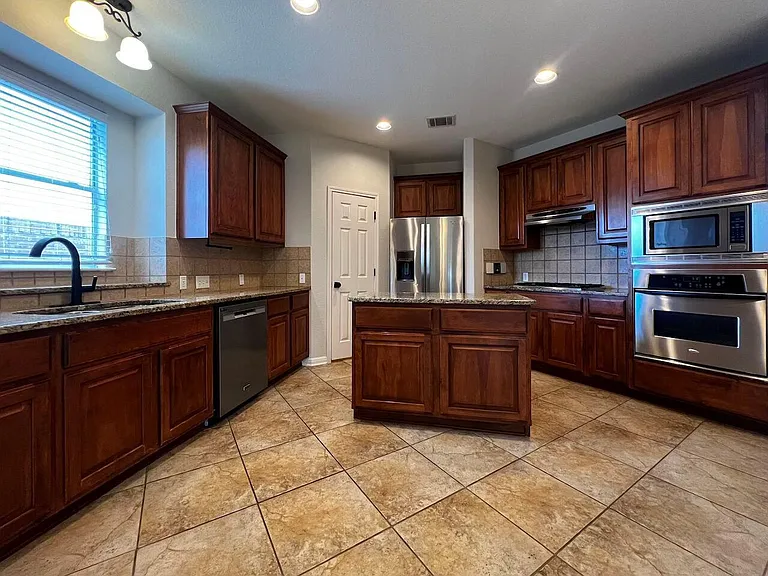 12513 Palfrey Dr — Photo 15