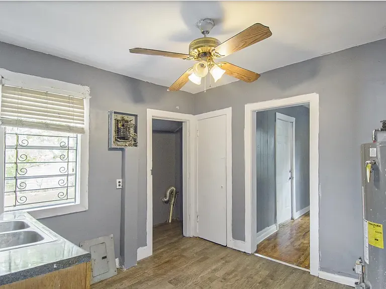 2028 Lee Ter SW — Photo 7