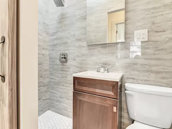 24-15 26th Street image 8 of 9