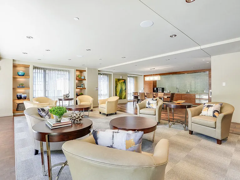 Complimentary Wi-Fi in all amenity spaces