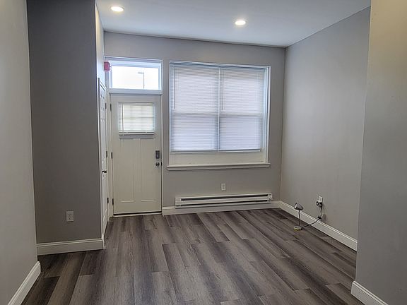 3rd image of 3431 Frankford Ave Floor 1