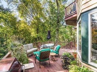 5 Sawmill Rd, Norwalk, CT 06851