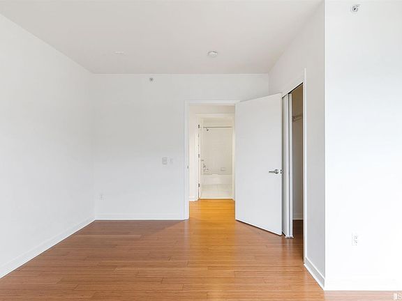 4th image of 451 Kansas St Unit 480