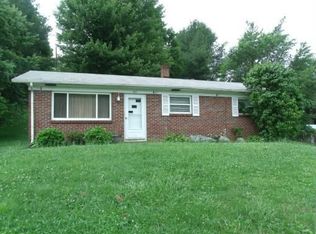 317 Clear Fork Rd, Tazewell, VA 24651