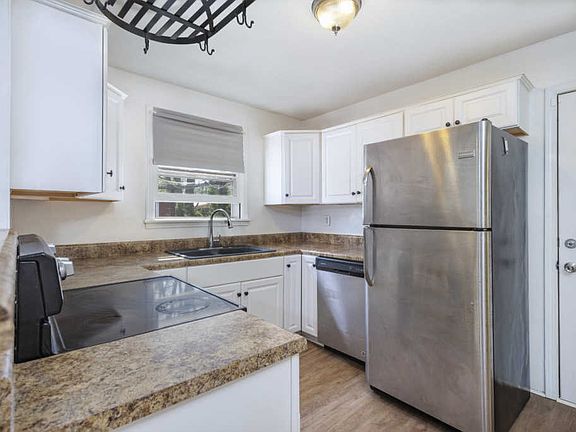 5th image of 2923 Lakeland Dr