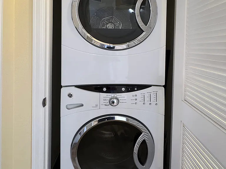 1623 Saint Paul St #405 — Photo 17
