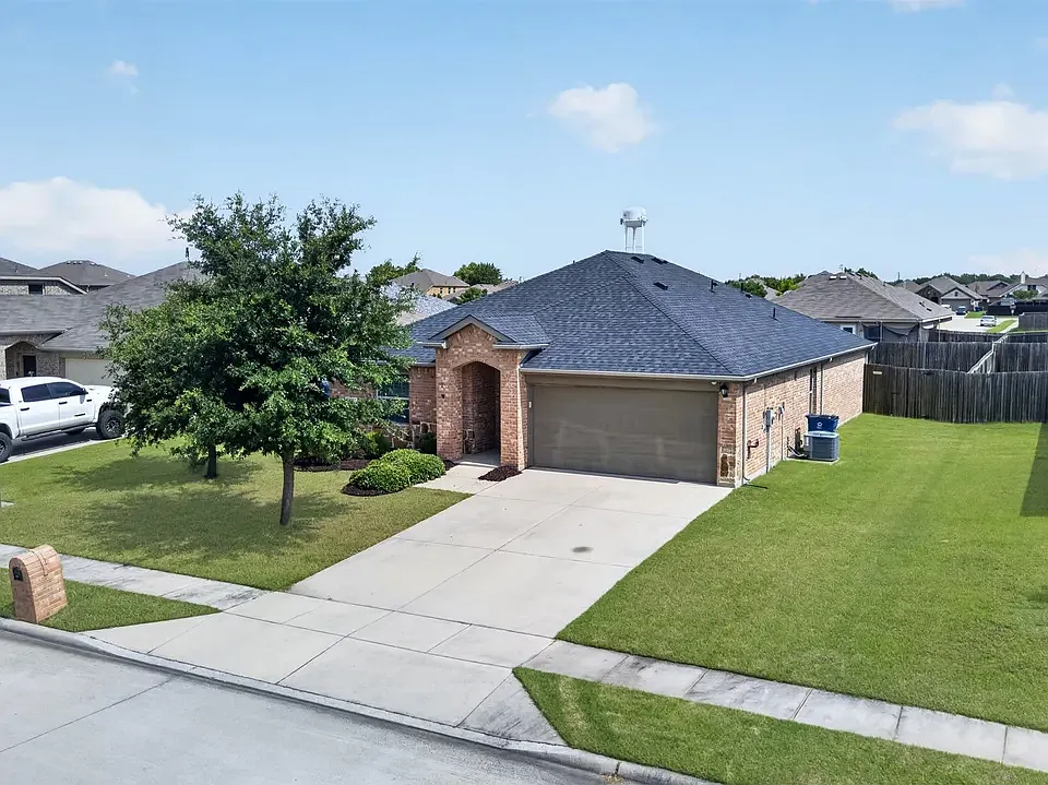 416 Azalea Dr