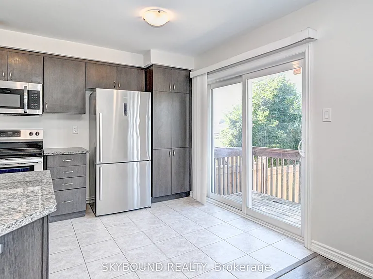 260 Waterbrook Ln — Photo 14