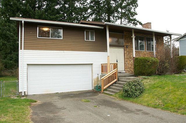 1st image of 9913 114th St SW