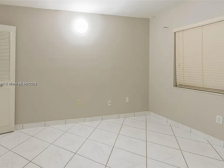 8700 SW 133rd Avenue Rd #223 — Photo 13