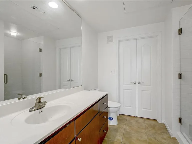 2505 San Gabriel St #206 — Photo 11