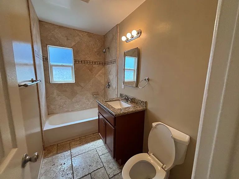 Imperial Beach Living at its Best! — Photo 25