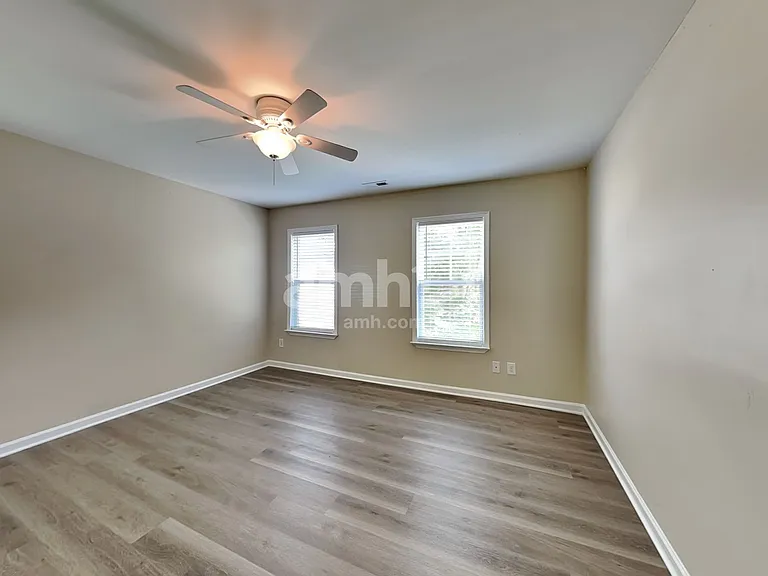 111 Chadford Pl — Photo 16