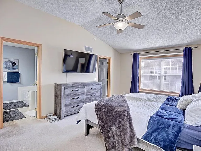 10990 Goodhue St NE #A — Photo 13