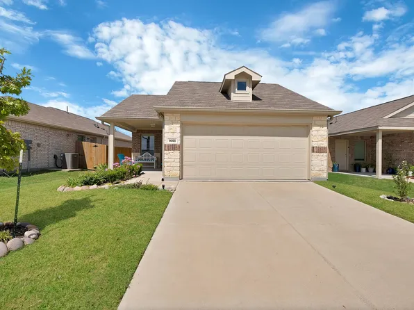 1448 Dovekie Dr, Forney, TX 75126