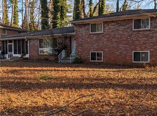 2529 Fontaine Cir, Decatur, GA 30032