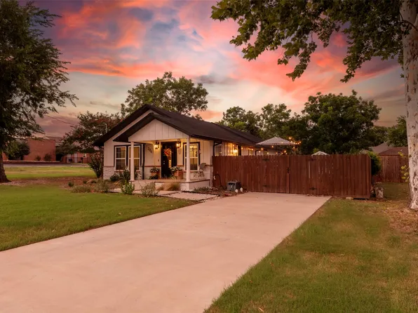 204 Main St, Haslet, TX 76052
