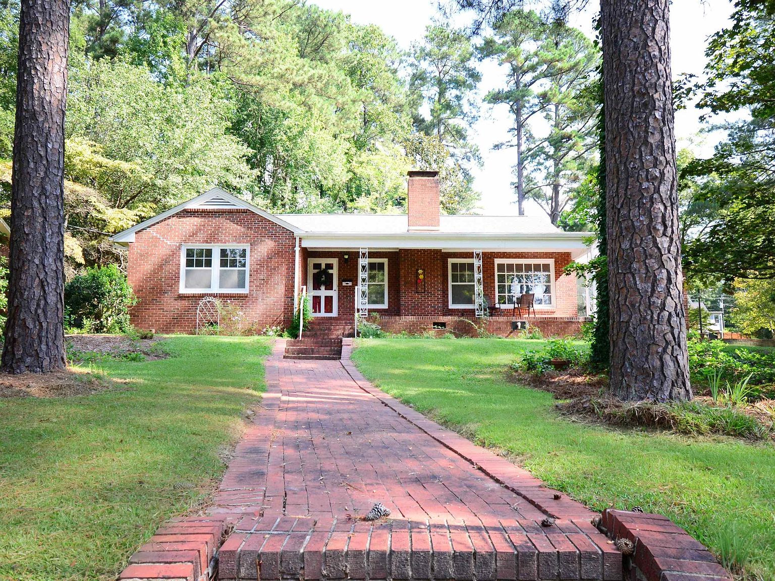 702 N Vance St, Sanford, NC 27330 MLS 2527559 Zillow