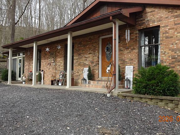 3rd image of 25283 Capers Rd