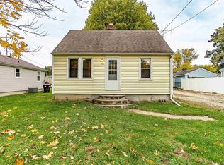 712 Pekin Ave, Creve Coeur, IL