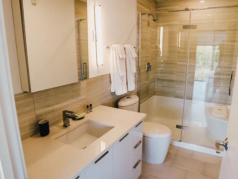 835 Sterling Lyon Pkwy — Photo 50