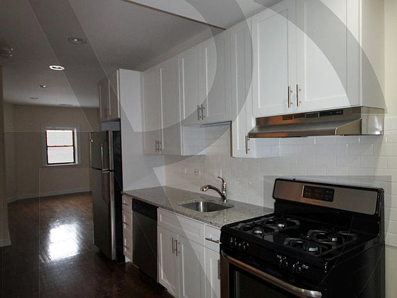 3rd image of 4645 N Wolcott Ave APT 1