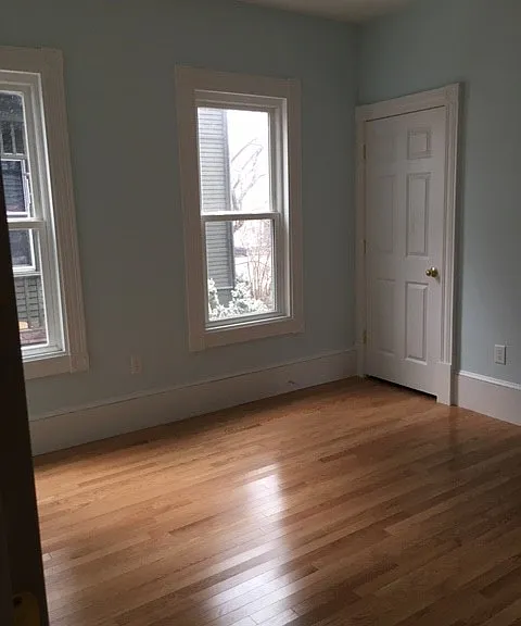 17 Dalrymple St #1 — Photo 4