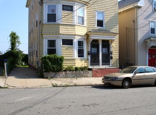 21 Armstrong Ave #1, Providence, RI 02903