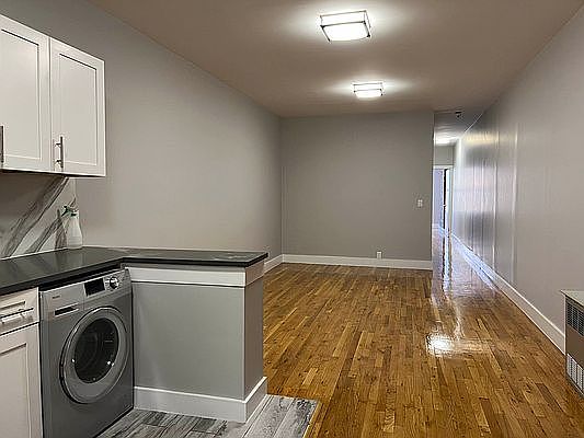 3rd image of 2171 3rd Ave APT 2A