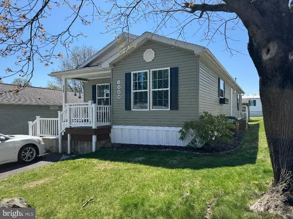 1139 Willow Dr, Langhorne, PA 19053