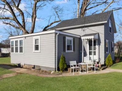 32 Northup St, Warwick, RI, 02889