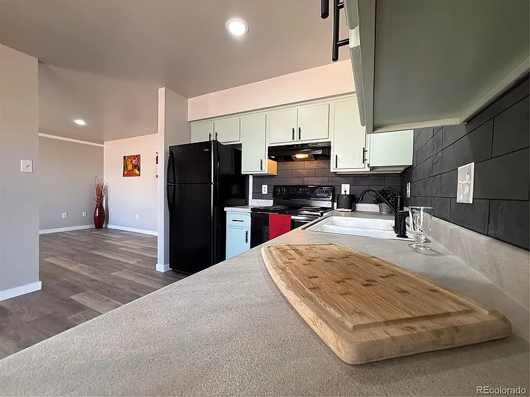 531 S Angus Ave #2 — Photo 33