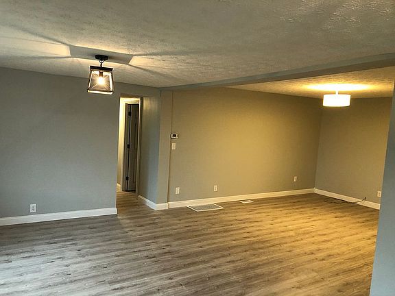 Dining room, Living room