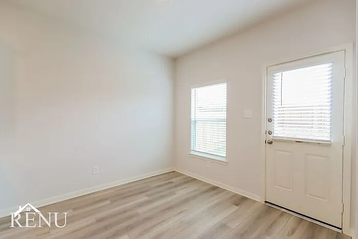 25377 Cypress Bend Dr — Photo 9