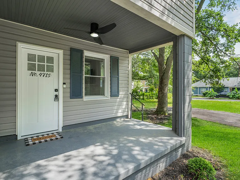4715 Luvalie St — Photo 30