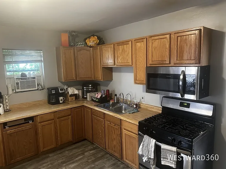 3048 N Drake Ave #1R — Photo 6