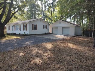 3223 Bates Dr, Rocky Face, GA 30740