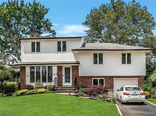 86 Plymouth Road, Plainview, NY 11803