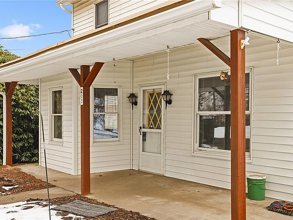 2nd image of 202 Sechler Rd