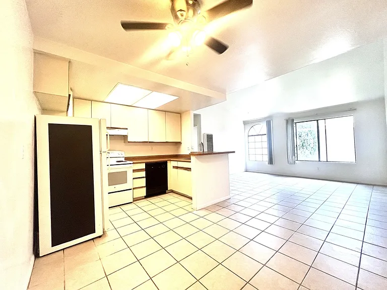 1749 Reed Ave #H — Photo 6