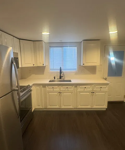 10 W Center St #10 — Photo 2