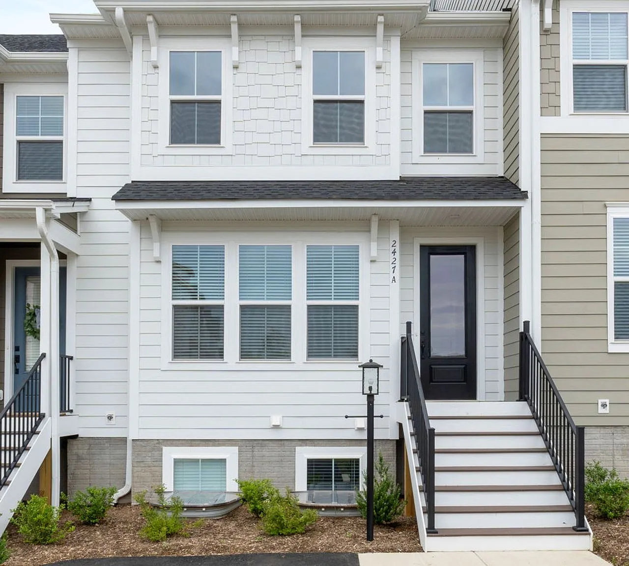 Brand-New 3BR Townhome in Glenbrook - $1000 Off First Month's Rent — Photo 2