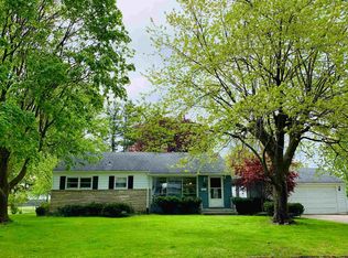 915 E 3rd St, Auburn, IN 46706