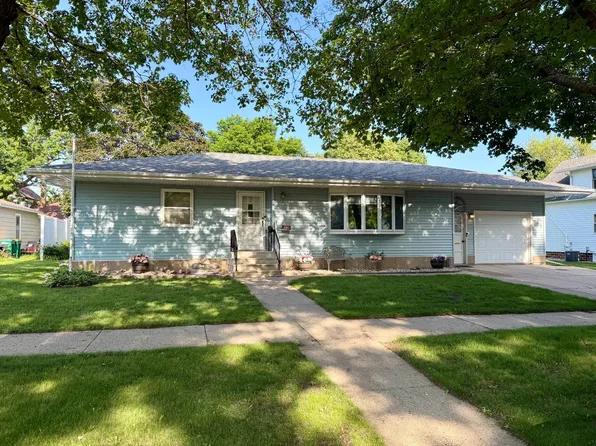 710 N Sverdrup Ave, Jackson, MN 56143