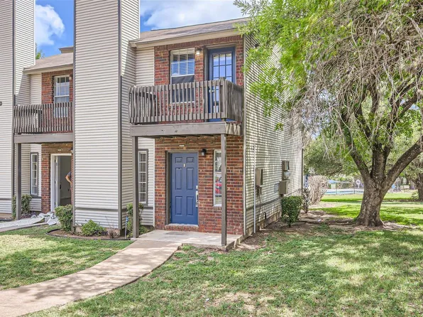1830 River Crossing Cir APT D, Austin, TX 78741