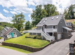 207 Jonestown Rd, Asheville, NC 28804